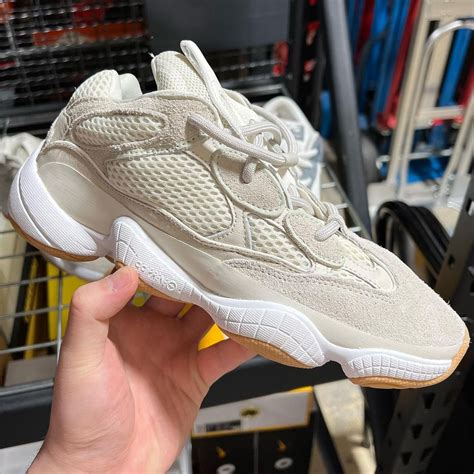 购买阿迪达斯 yeezy 500|Yeezy .